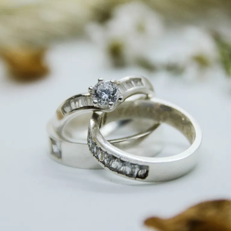 Choosing the perfect diamond marquise cut ring for your wedding