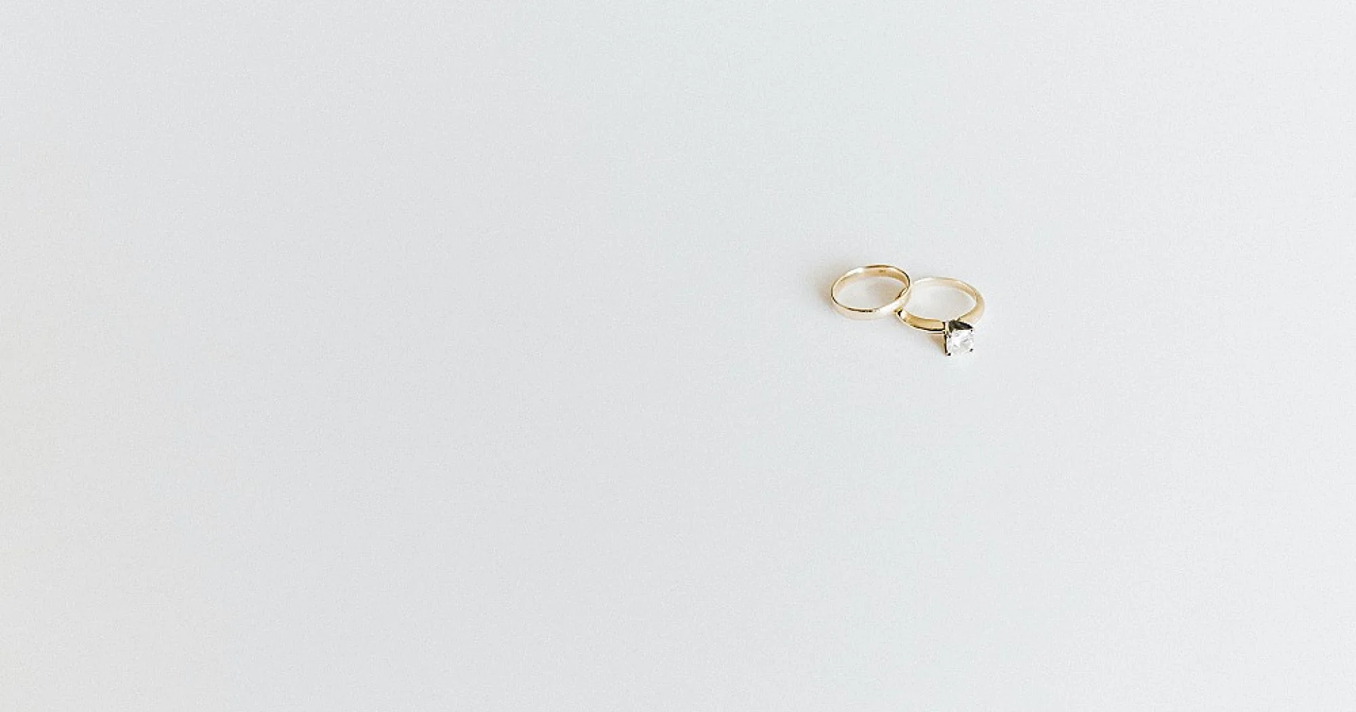 Why choose 3 stone engagement rings for your love story