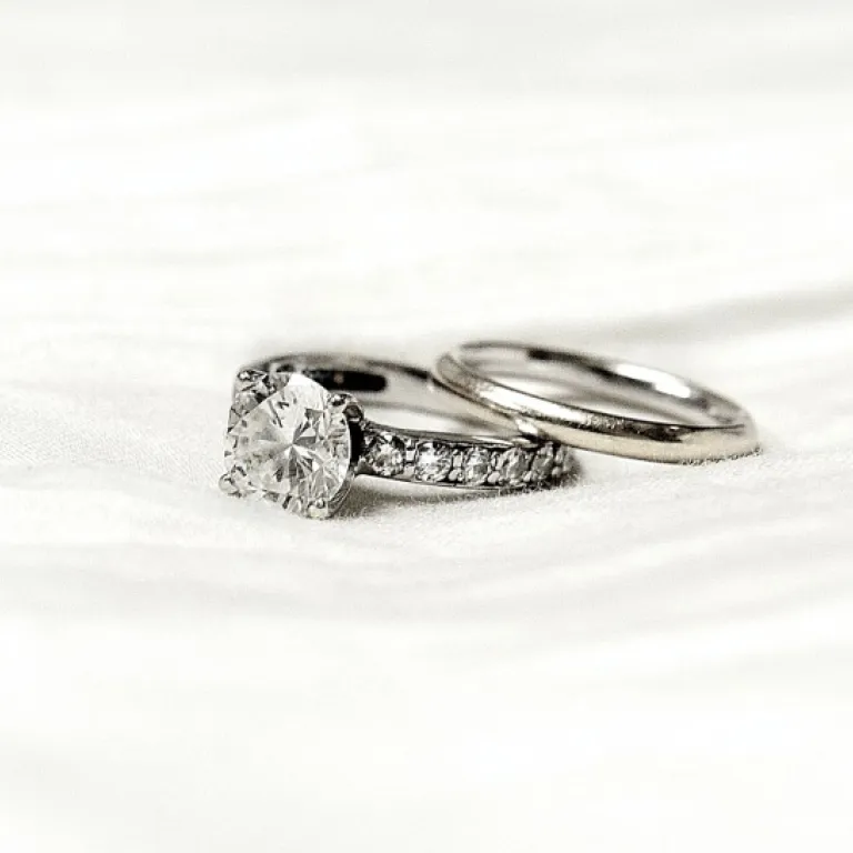 Why diamond cluster rings are a stunning choice for your wedding