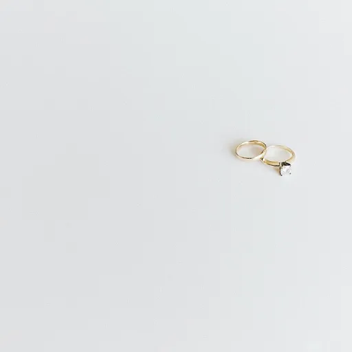 Choosing an art nouveau engagement ring for your unique love story