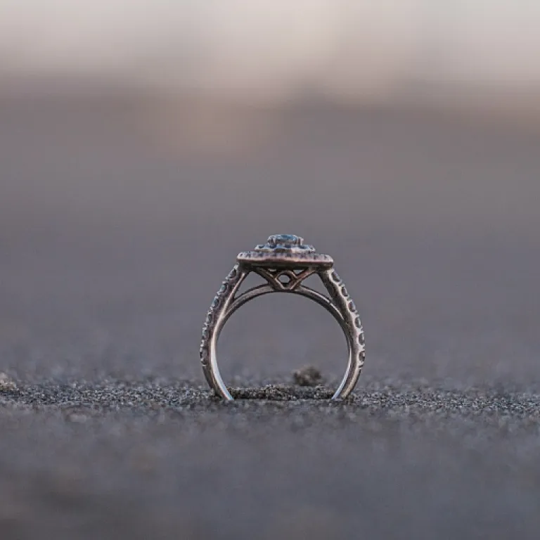 Hexagon wedding ring elegance for a modern, meaningful union